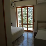 Fantastic Roof Terrace In Liguria 200 Meters From The Sea Appartement *