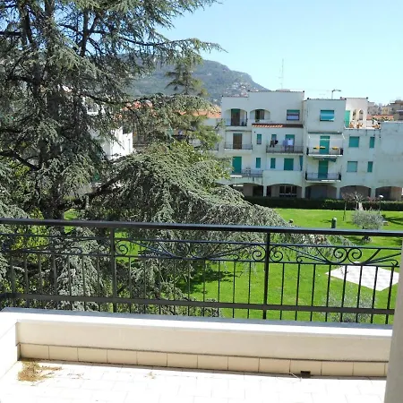 Fantastic Roof Terrace In Liguria 200 Meters From The Sea Apartament *
