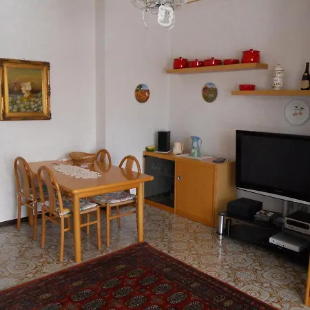 Fantastic Roof Terrace In Liguria 200 Meters From The Sea Apartment