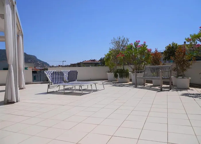 Διαμέρισμα Fantastic Roof Terrace In Liguria 200 Meters From The Sea